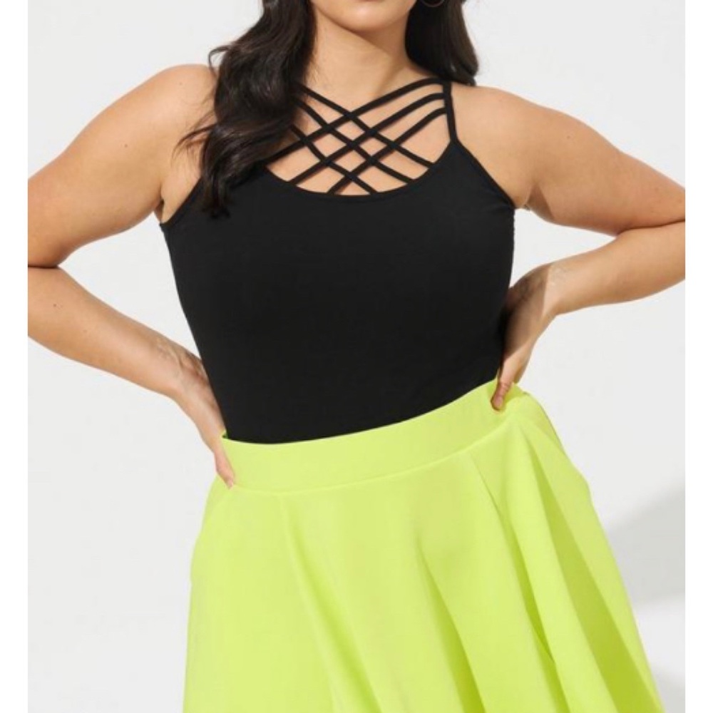 🆕 Black Foxy Strappy Front Cami Top 3 3X 22 24 NWT Torrid New Camisole Tank Top